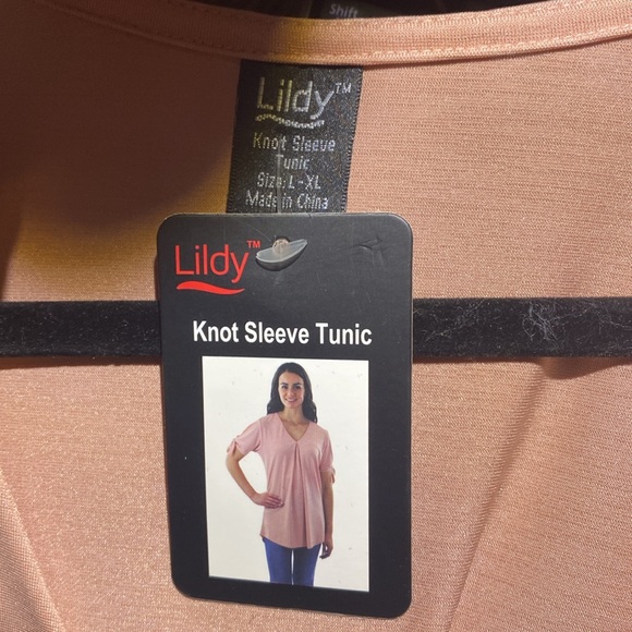 Lildy Knot Sleeve Blush Tunic - Size L / XL - NWT - Picture 5 of 8